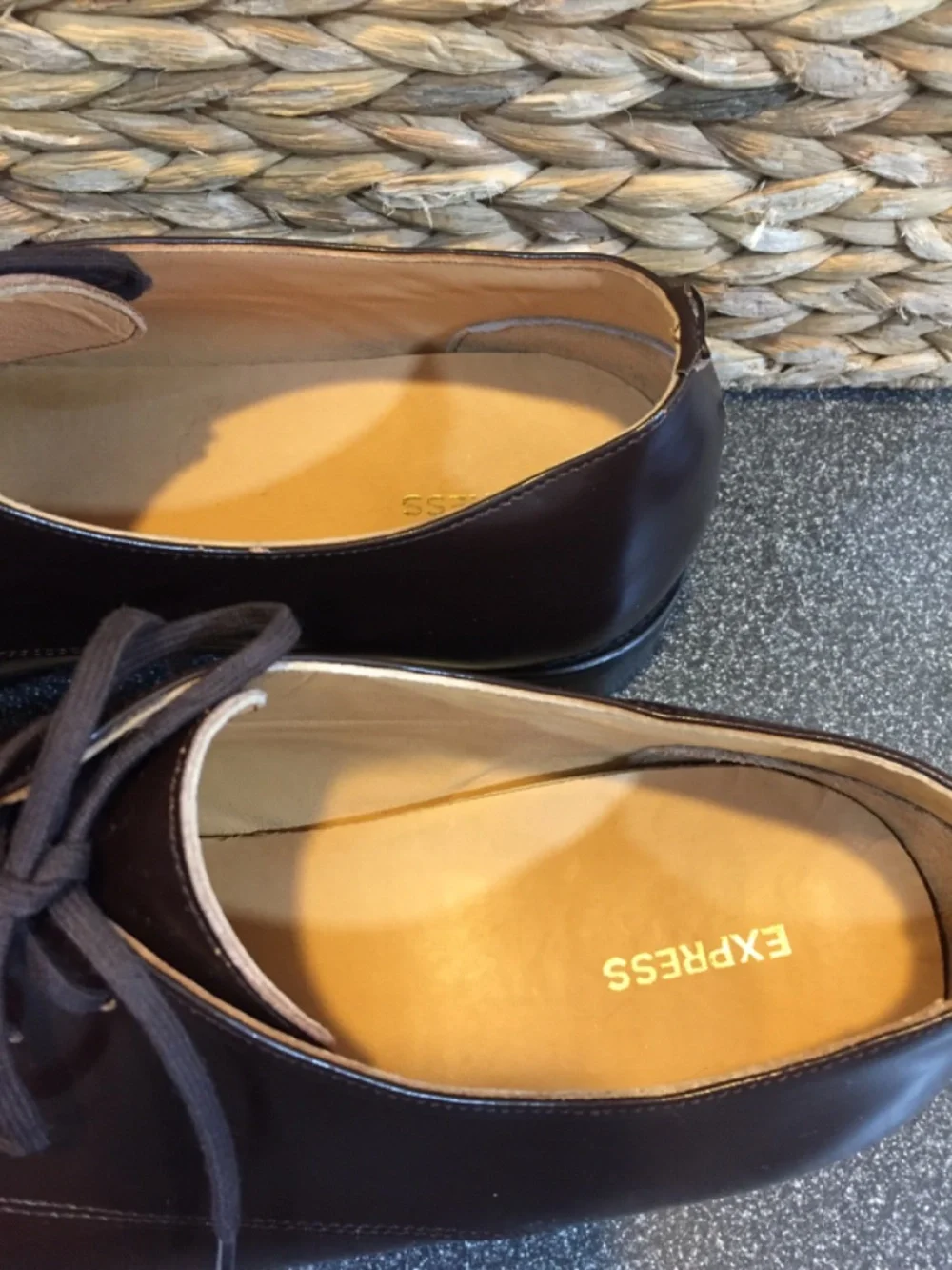 Express Men's Dark Brown Leather Oxfords
